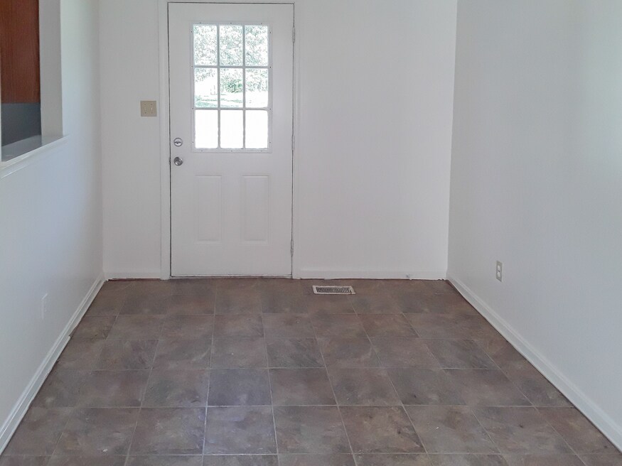 Building Photo - 206 Lancaster Ck Dr