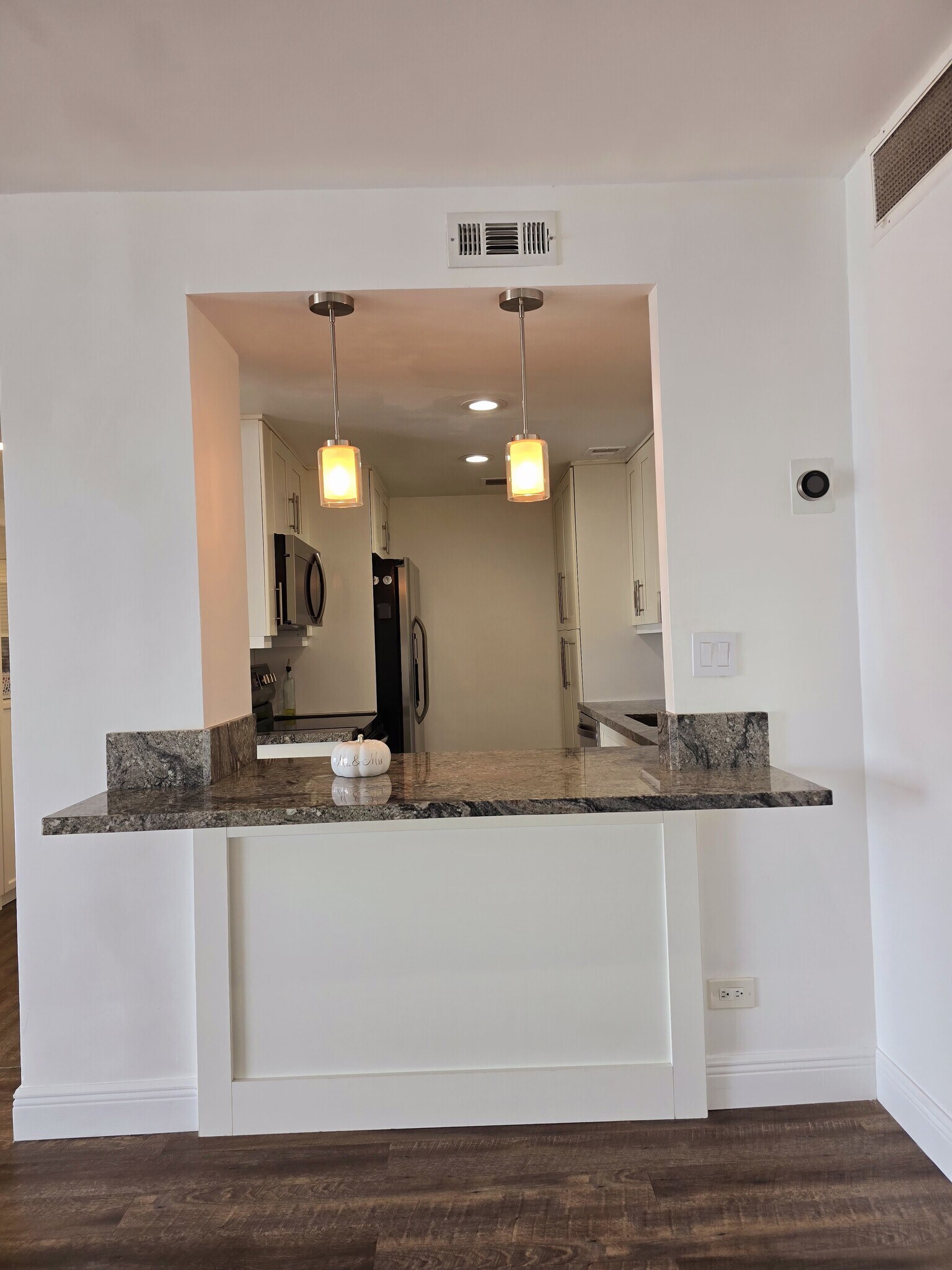 Building Photo - 2451 Brickell Ave