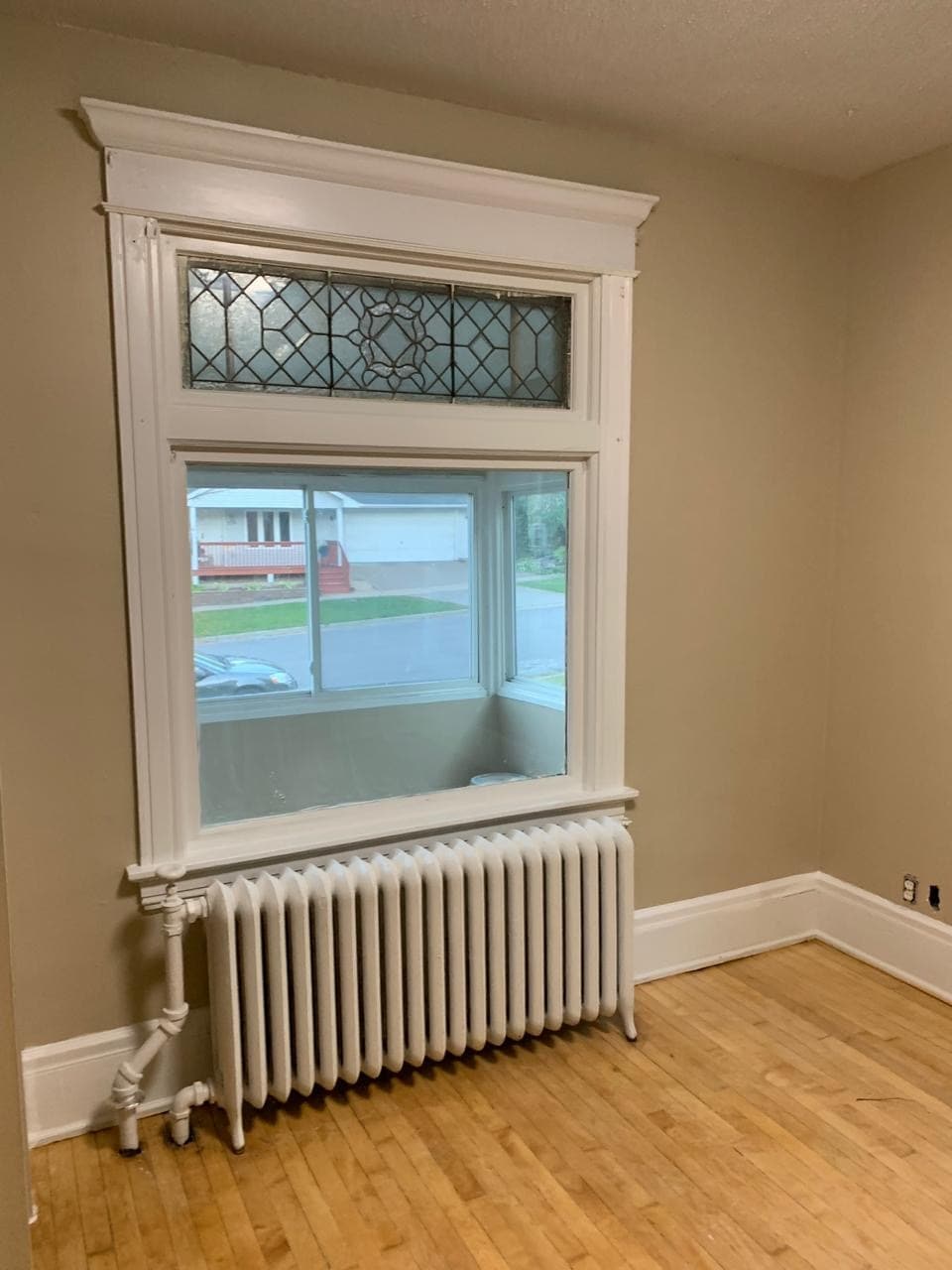 Building Photo - 513 Winslow Ave