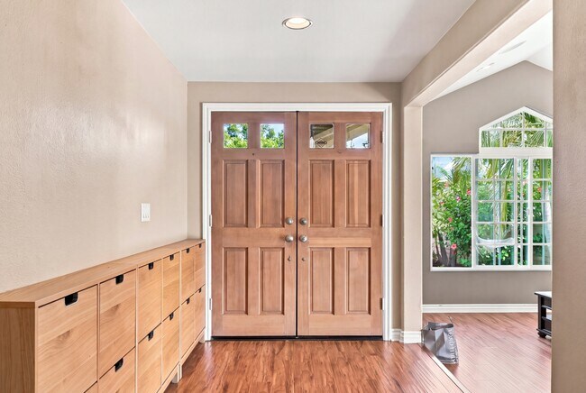 Building Photo - 6132 E Baja Dr
