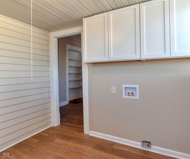 Building Photo - 1247 Wright St