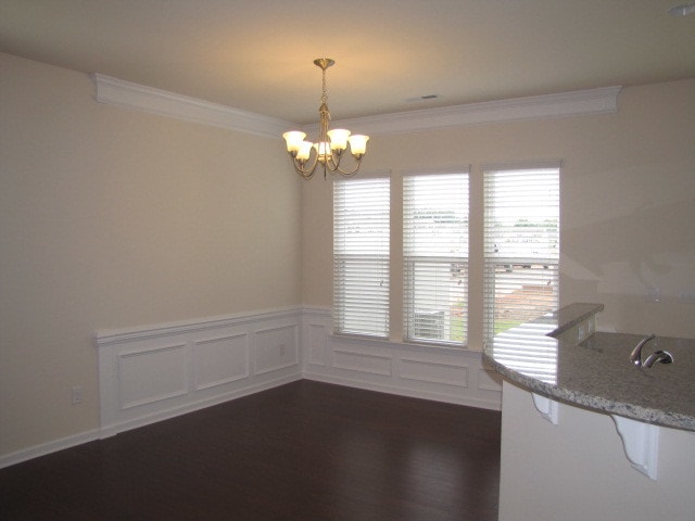 Building Photo - 6032 Carrollton Ln
