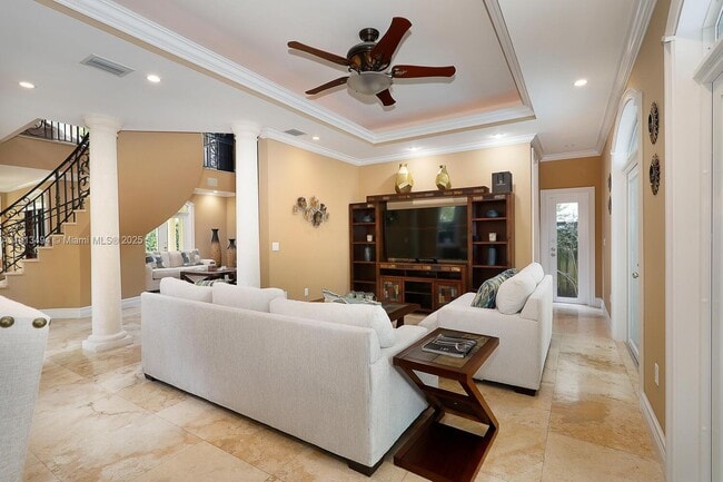 Building Photo - 4065 Battersea Rd