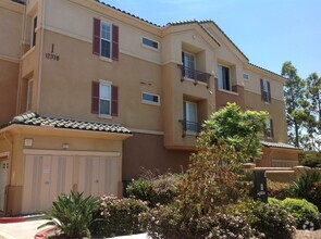 Building Photo - ***GORGEOUS 2 BED 2BATH CONDO***DEL MAR***...