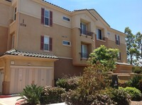 Building Photo - ***GORGEOUS 2 BED 2BATH CONDO***DEL MAR***...