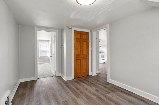 Building Photo - 1314 22nd St
