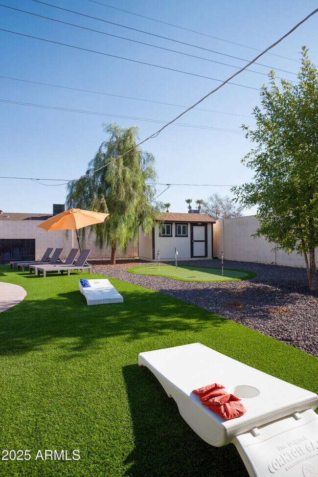 Building Photo - 8649 E Plaza Ave