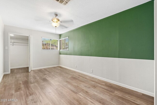 Building Photo - 913 W Highland Ave