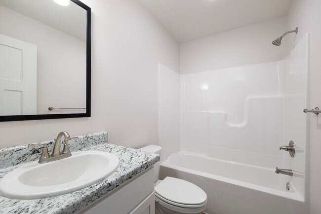 Building Photo - 2565 S Cheri Dr
