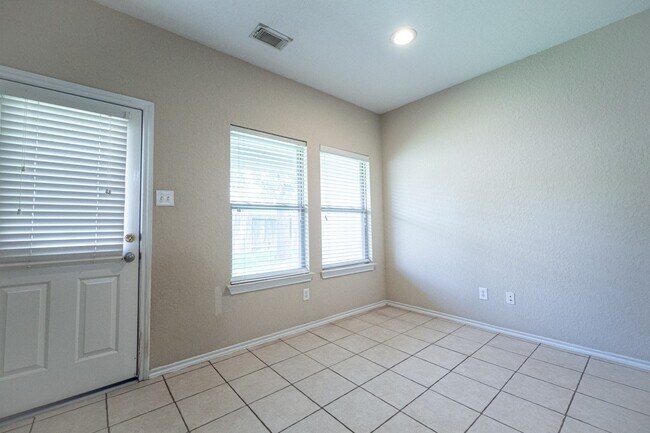 Building Photo - 11219 Overland Trail Dr