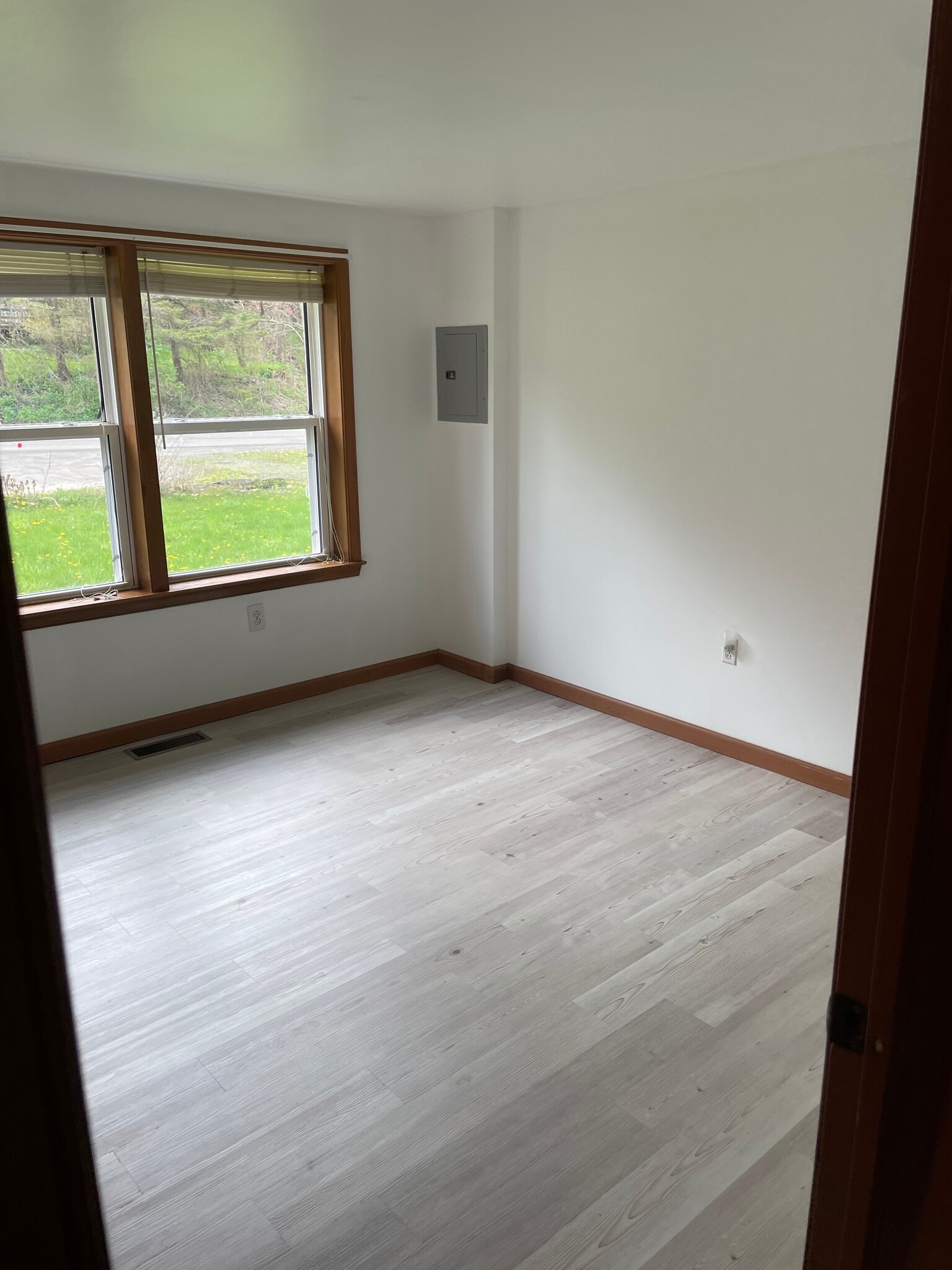 Master bed, has closet - 677 Valley Rd