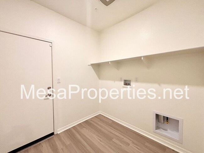 Building Photo - 15886 Rain Lily Ct