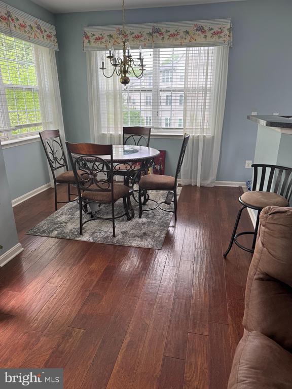 Building Photo - 2604 Chapel Lake Dr