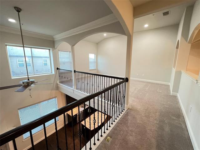 Building Photo - 576 Hampshire Dr