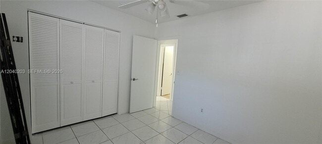 Building Photo - 5200 SW 89th Pl