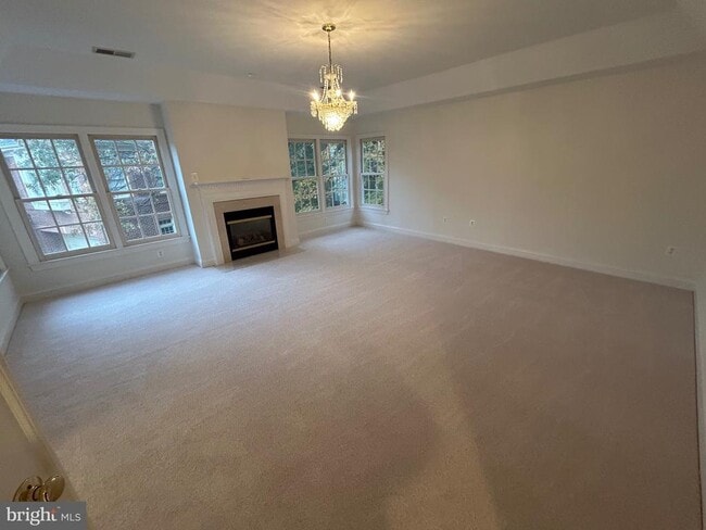 Building Photo - 4801 26TH St N