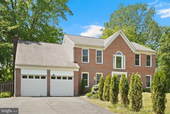 Building Photo - 10 Apple Blossom Ct
