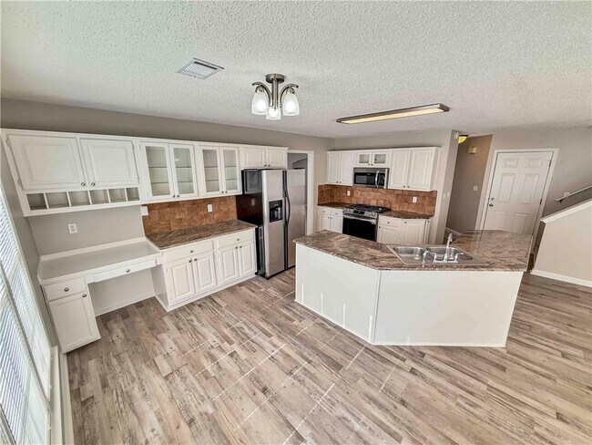 Building Photo - 6403 Ivey Terrace Dr SE