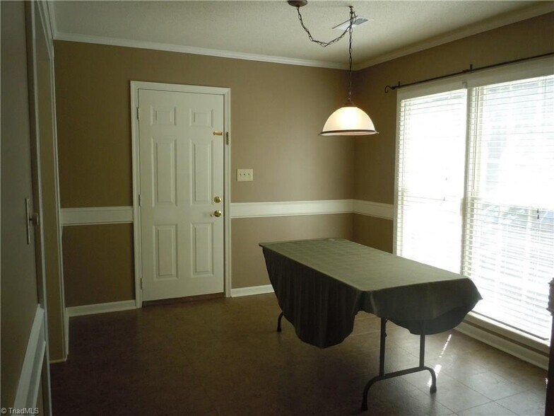Building Photo - 4007 Sourgum Ct