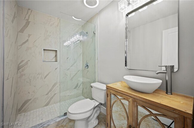 Building Photo - 3 Kings Rd