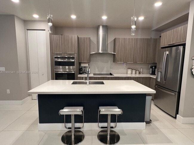 Building Photo - 10355 NW 66th St