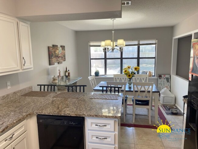 Building Photo - Charming 3-Bedroom Brick Home in Bluewater...