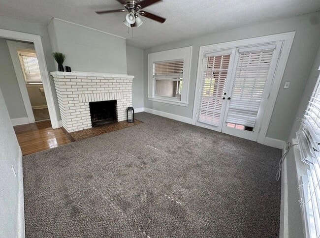 Building Photo - 1310 28th St N