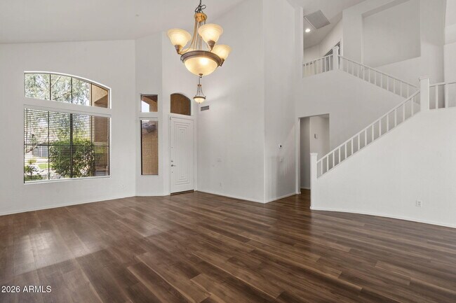 Building Photo - 7803 E Nestling Way