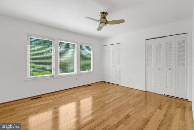 Building Photo - 2990 Borge St