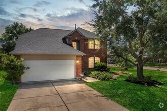 Building Photo - 8910 Starlamp Ln