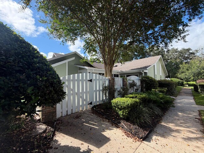 Building Photo - 3438 NW 104th Way