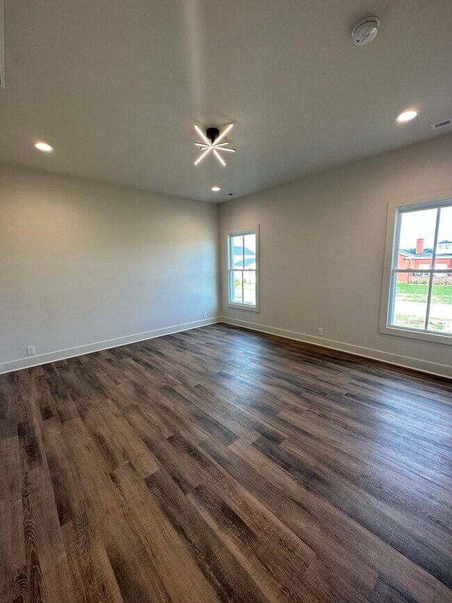 Building Photo - Brand New Norton Commons Condo-Water, Sewer, Trash INCLUDED