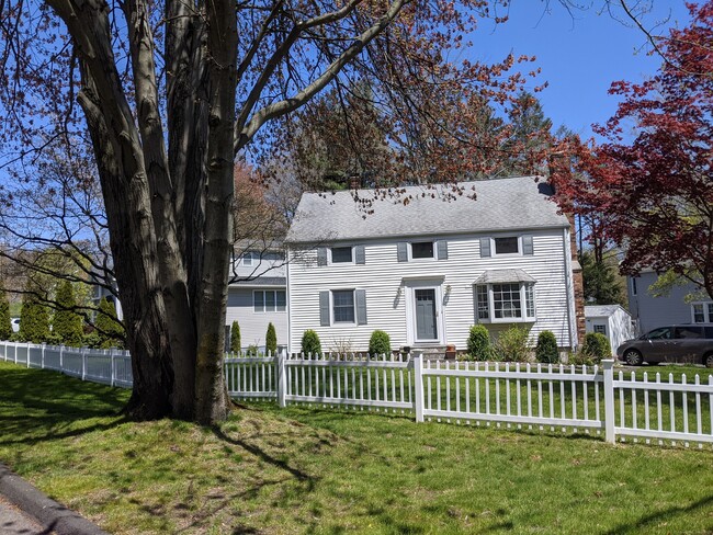 Primary Photo - 2 Warner Dr
