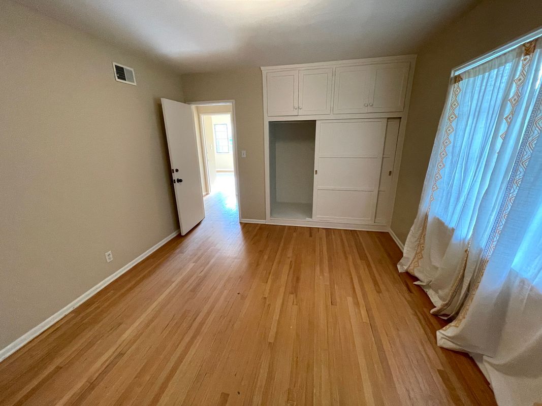 Building Photo - 10513 Grovedale Dr