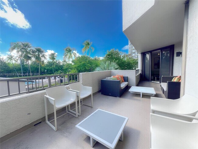 Building Photo - 101 Crandon Blvd