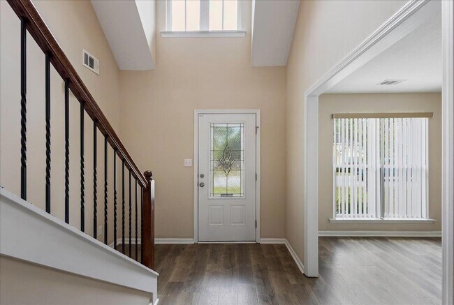 Building Photo - 2121 Grv Lndg Wy