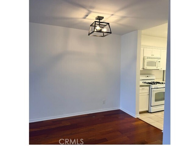 Building Photo - 15344 Weddington St