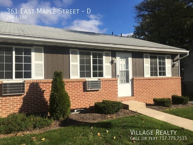 Building Photo - 361 E Maple St