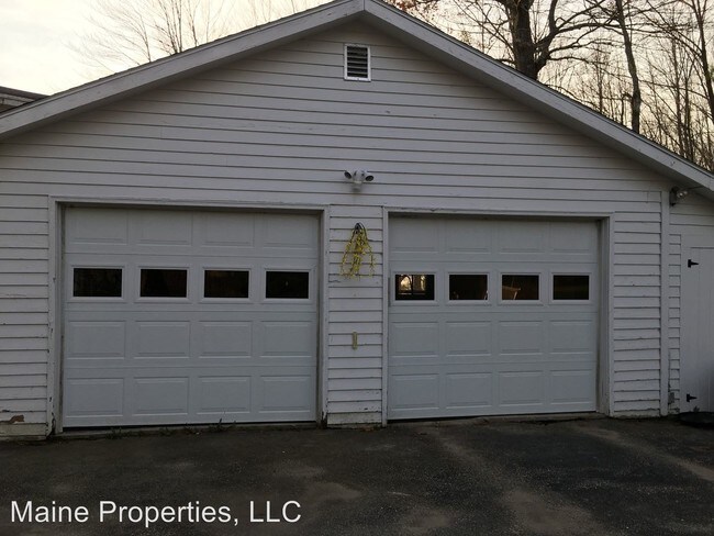 Building Photo - 2 br, 2 bath House - 1 Bonny Eagle Pond Road