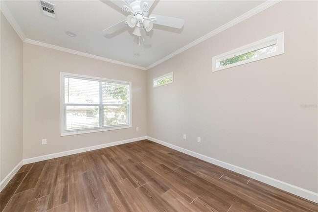 Building Photo - 509 60th Ave Dr W