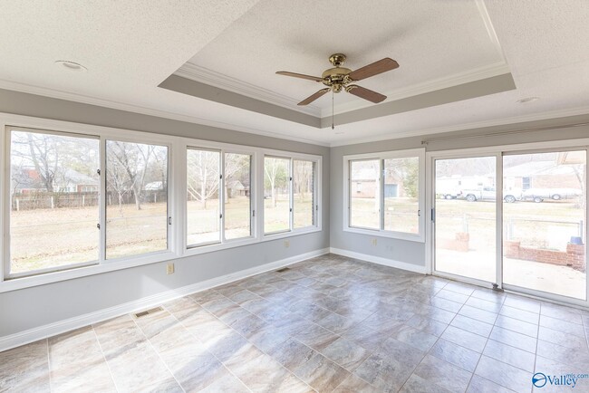 Building Photo - 109 Perriwinkle St