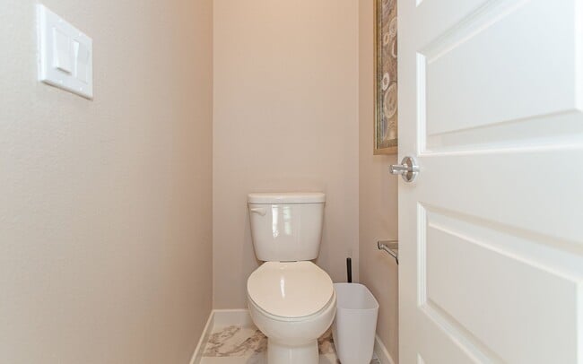 Building Photo - Beautiful contemporary design home in Bressi Ranch!