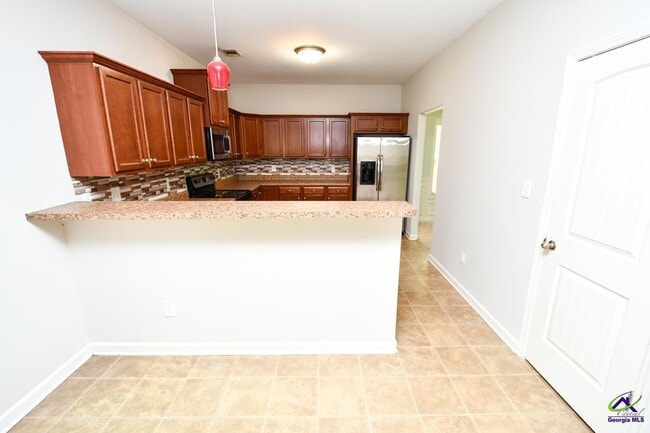 Building Photo - 114 Great Oak Way