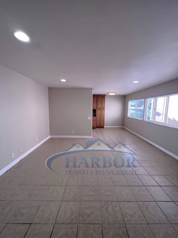 Building Photo - 1020-1024 S. Gaffey Street