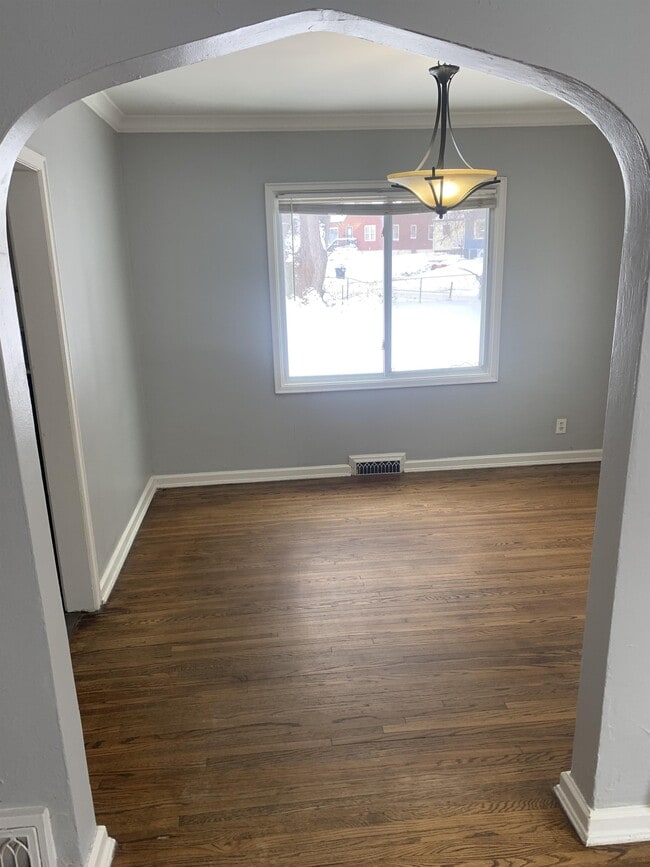 Building Photo - 4067 Paxton Blvd