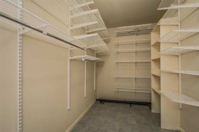 Building Photo - 1832 Camas Dr