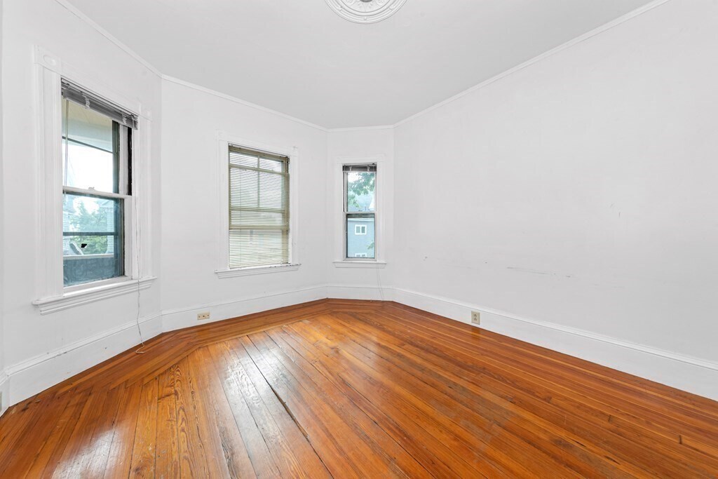 Building Photo - 59 Hawthorne St