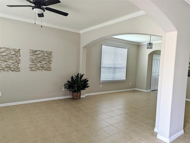 Building Photo - 10718 Wall Fern Way