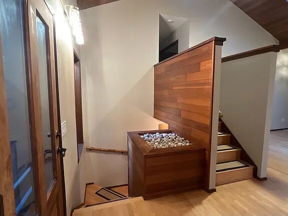 Building Photo - 3-bedroom Nature Retreat Near Lake Whatcom in a Park-Like Setting