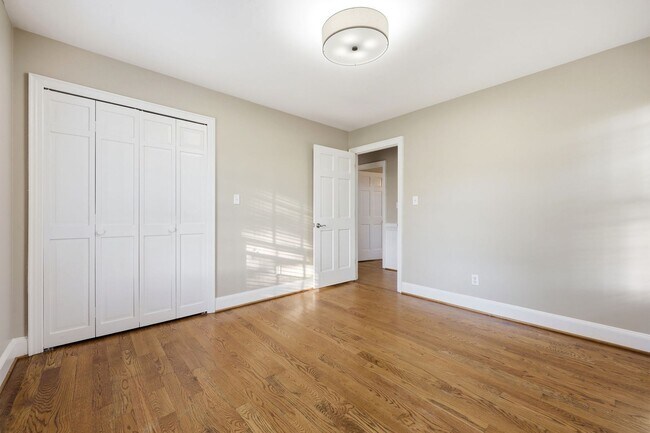 Building Photo - 3 bed 2.5 Bath Just Outside Buies Creek
